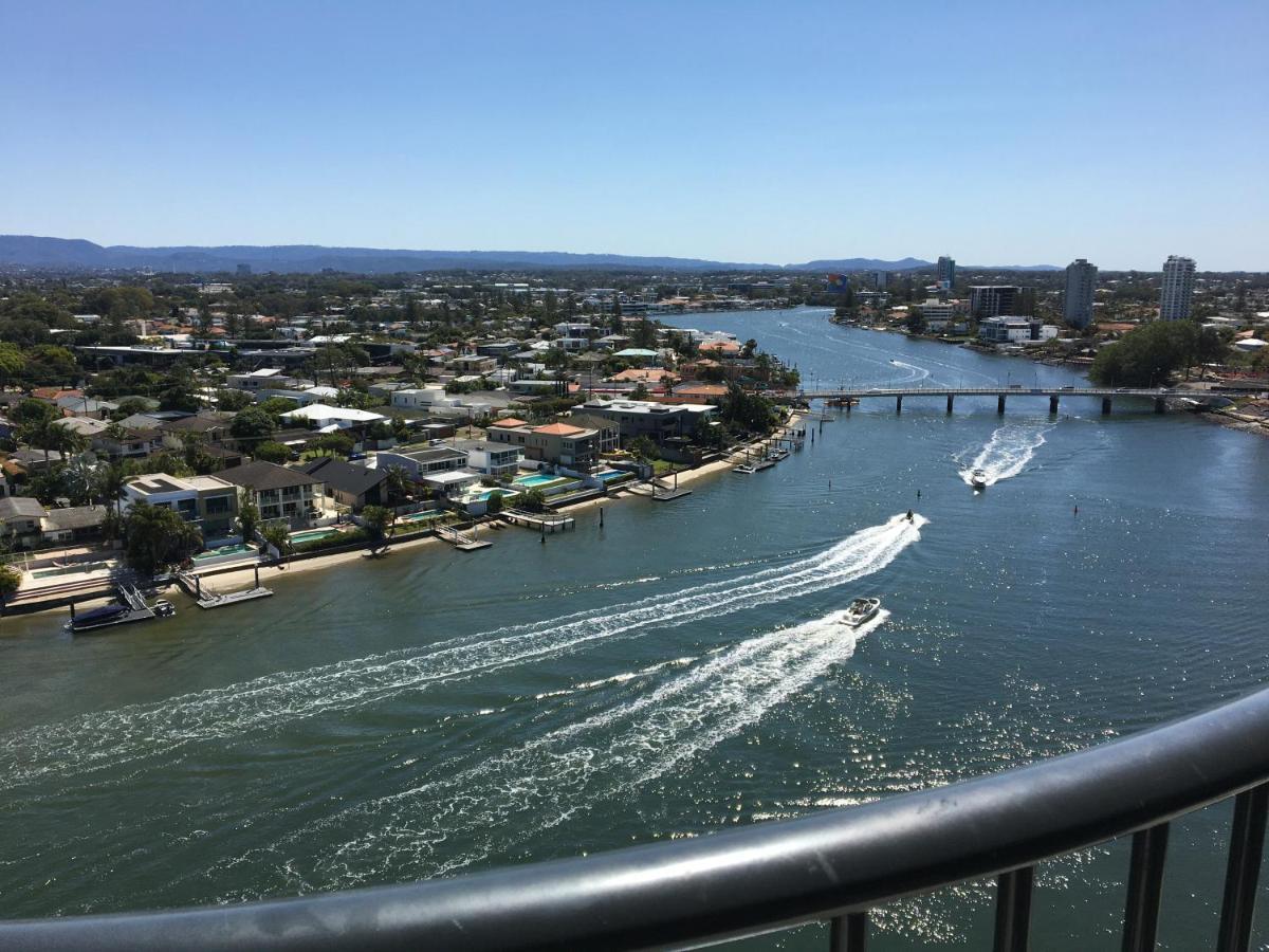 גולד קוסט Silverton Apartment Resort Surfers Paradise מראה חיצוני תמונה