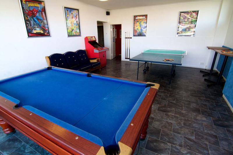 גולד קוסט Silverton Apartment Resort Surfers Paradise מראה חיצוני תמונה